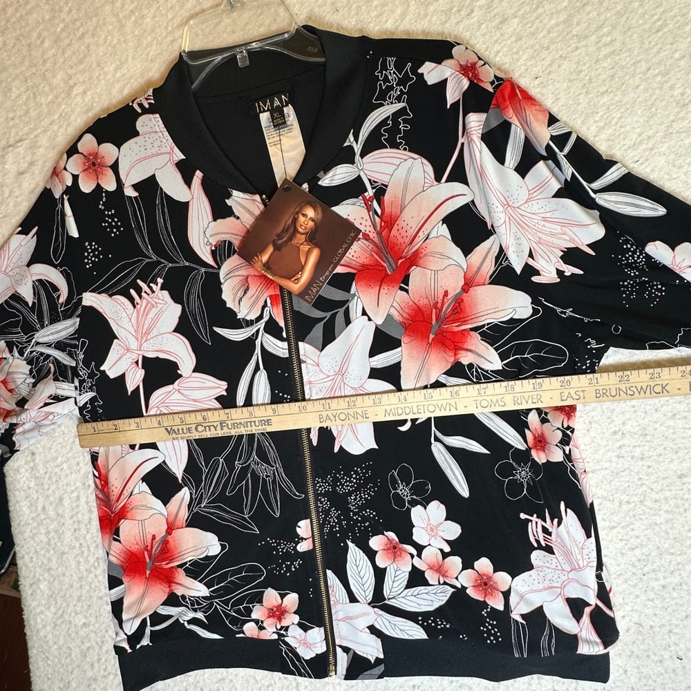 IMAN Global Chic Floral Bomber Jacket Black Red Tropical Lily Print Size XL NWT - Picture 6 of 14